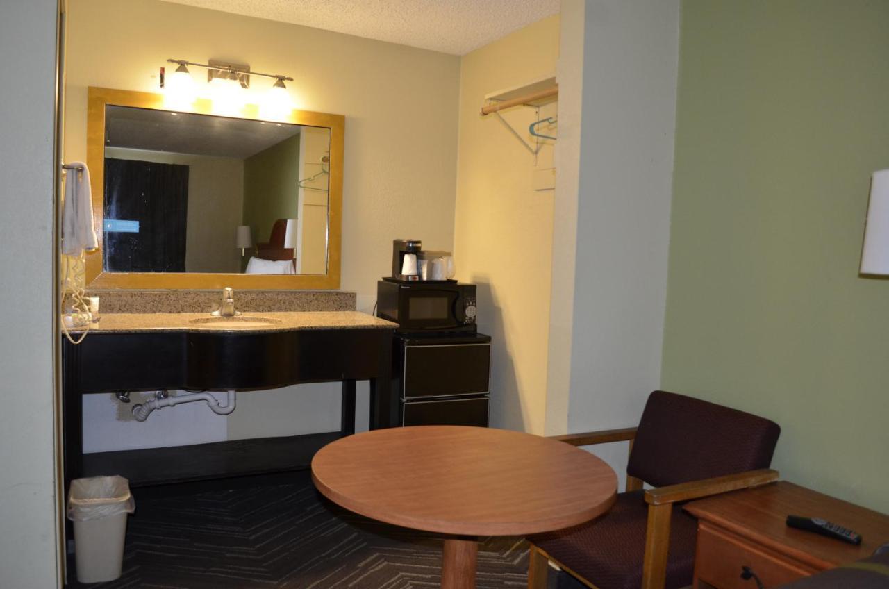 Budget Inn Williamsville Extérieur photo