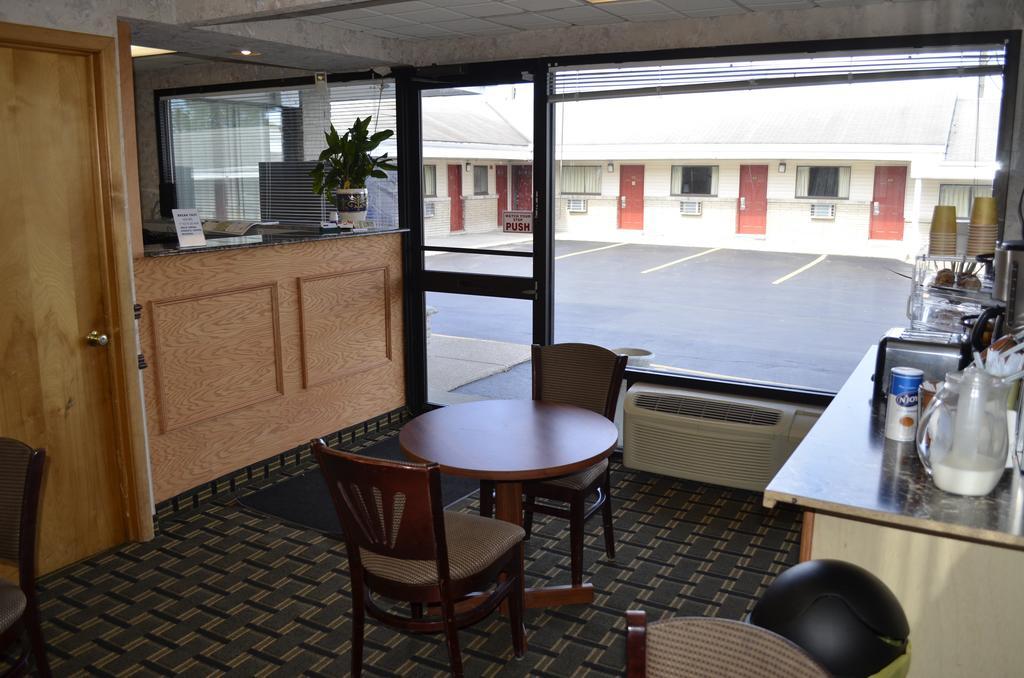 Budget Inn Williamsville Extérieur photo
