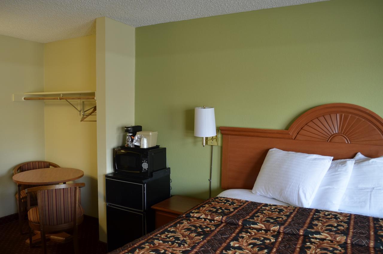 Budget Inn Williamsville Extérieur photo